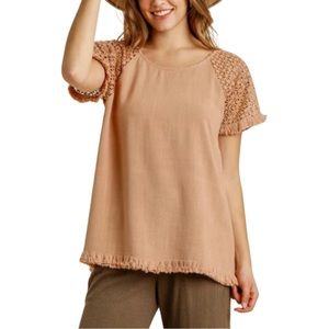 Umgee Linen Blend Crochet Sleeve Fray Detail Beachy Top Blouse S Desert Clay